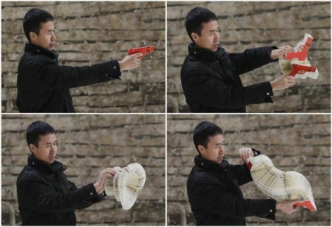 Reuters | Li Hongbo's paper sculptures stretch the imagination