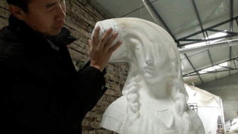 Creator's Project I Li Hongbo's New, Stretching Paper Sculptures Look Even Better On Video